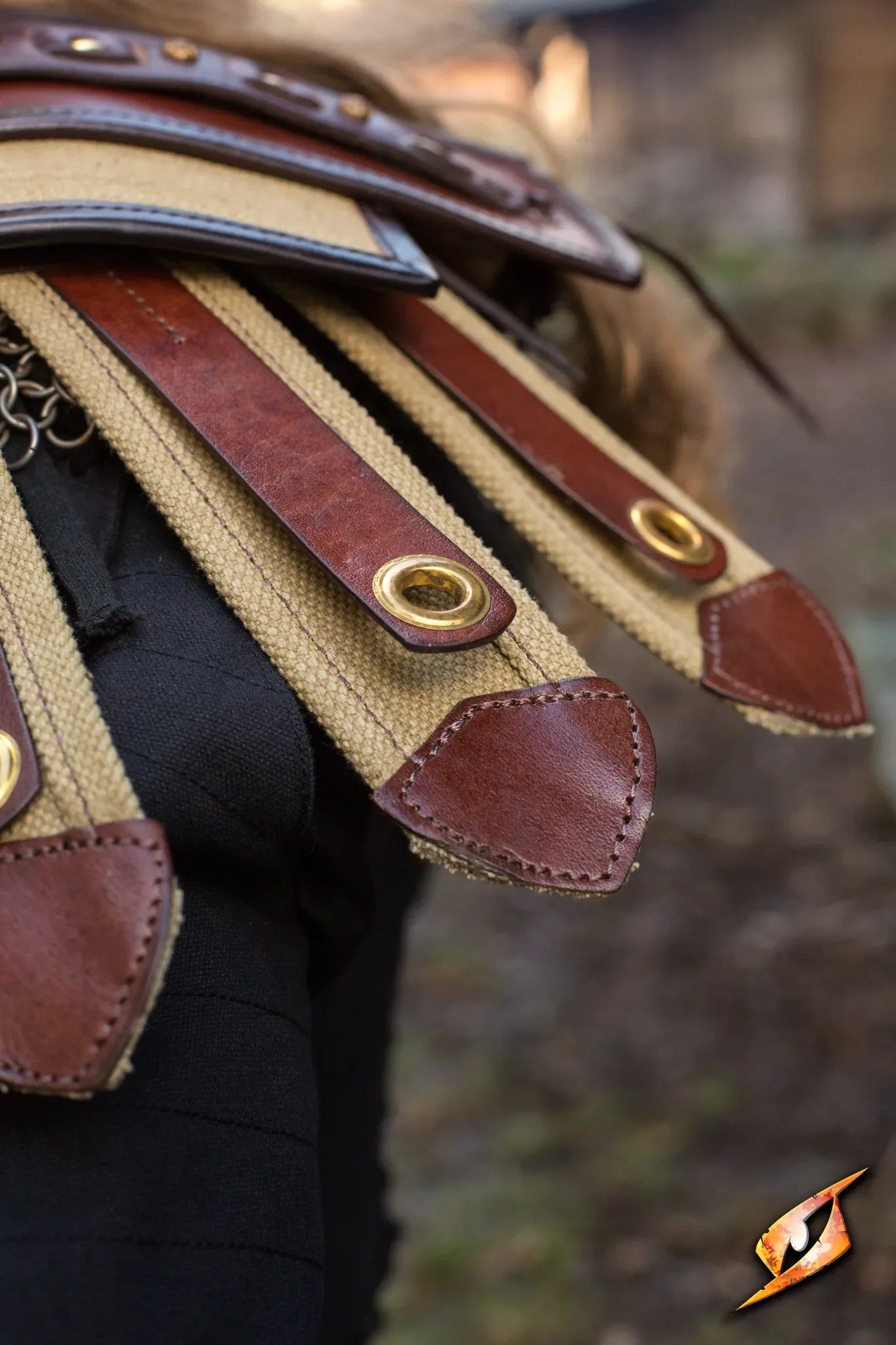 Roman Shoulder Armour - Brown
