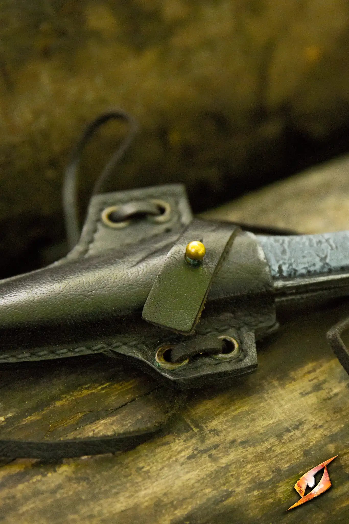 Cutthroat Knife & Holder