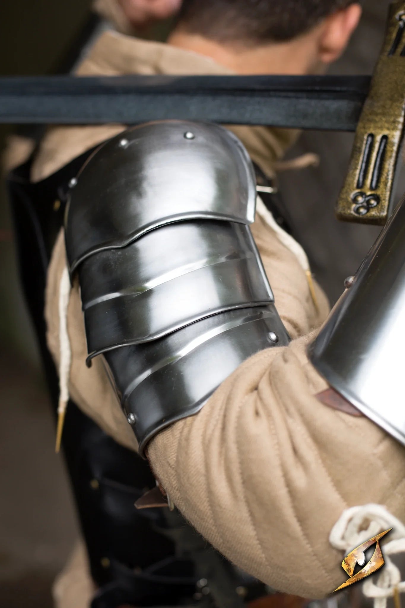 Shoulder Plate Mercenary