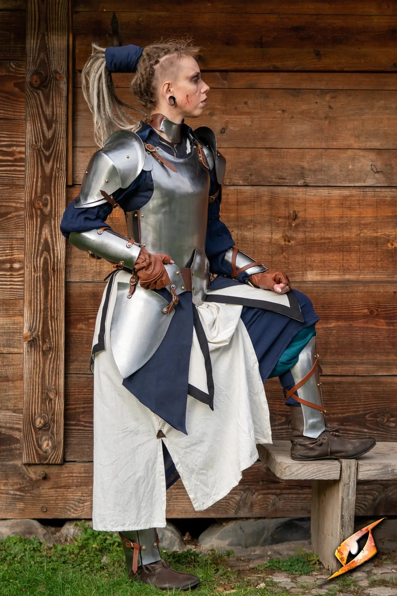 Renegade Complete Armour Set - Feminine