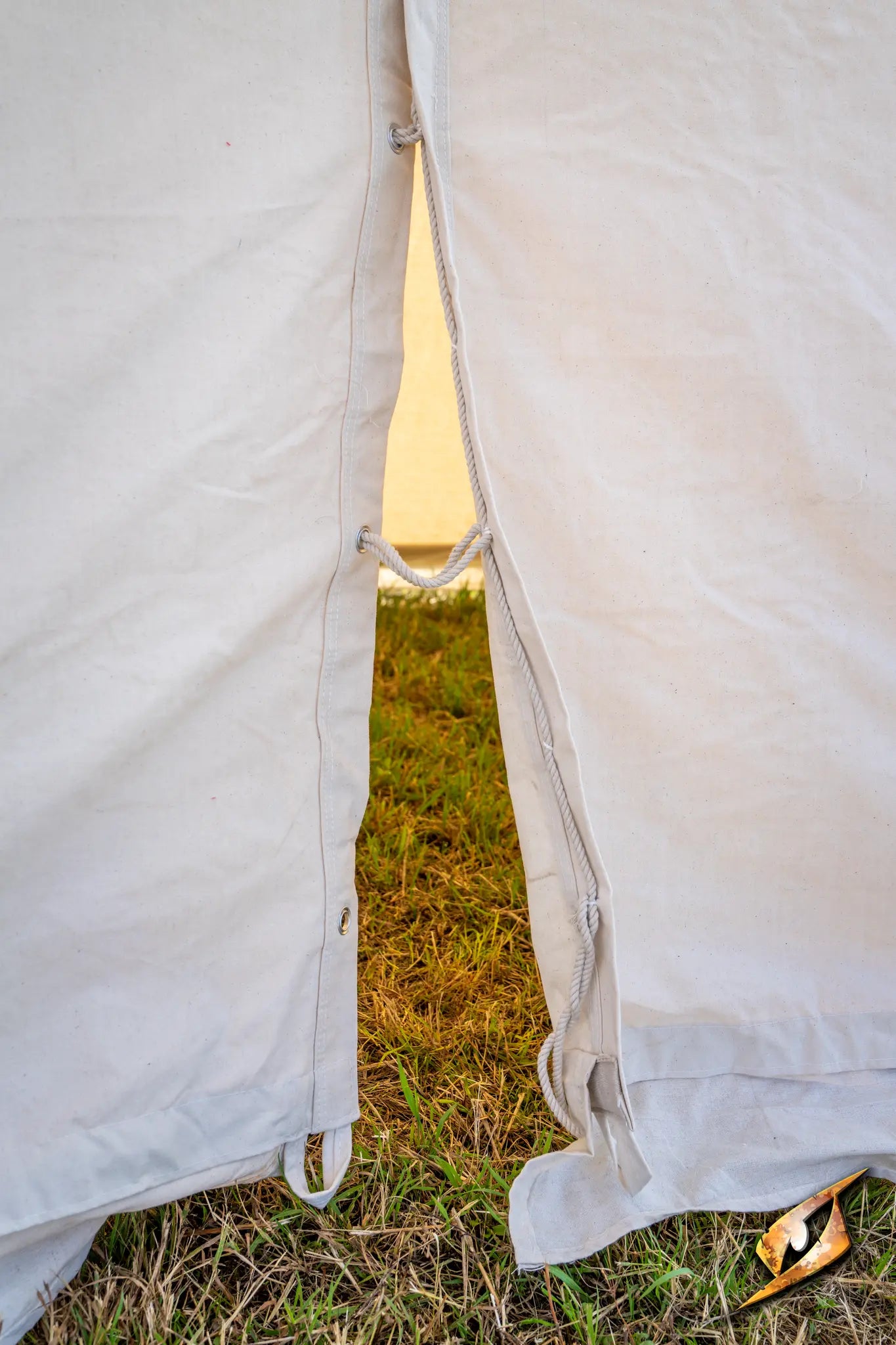Double Wedge Tent - 2x4m