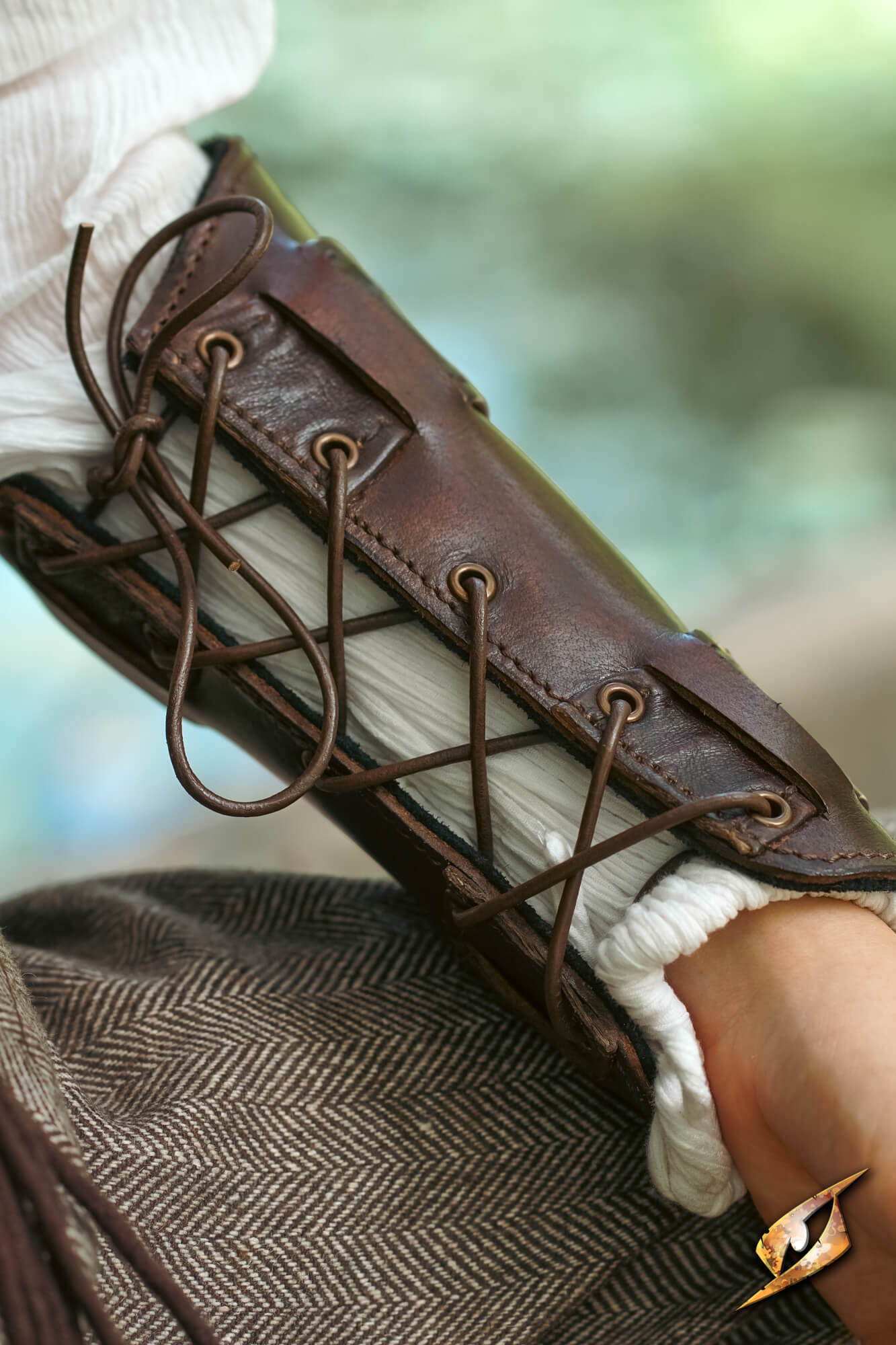 Pathfinder Leather Bracers