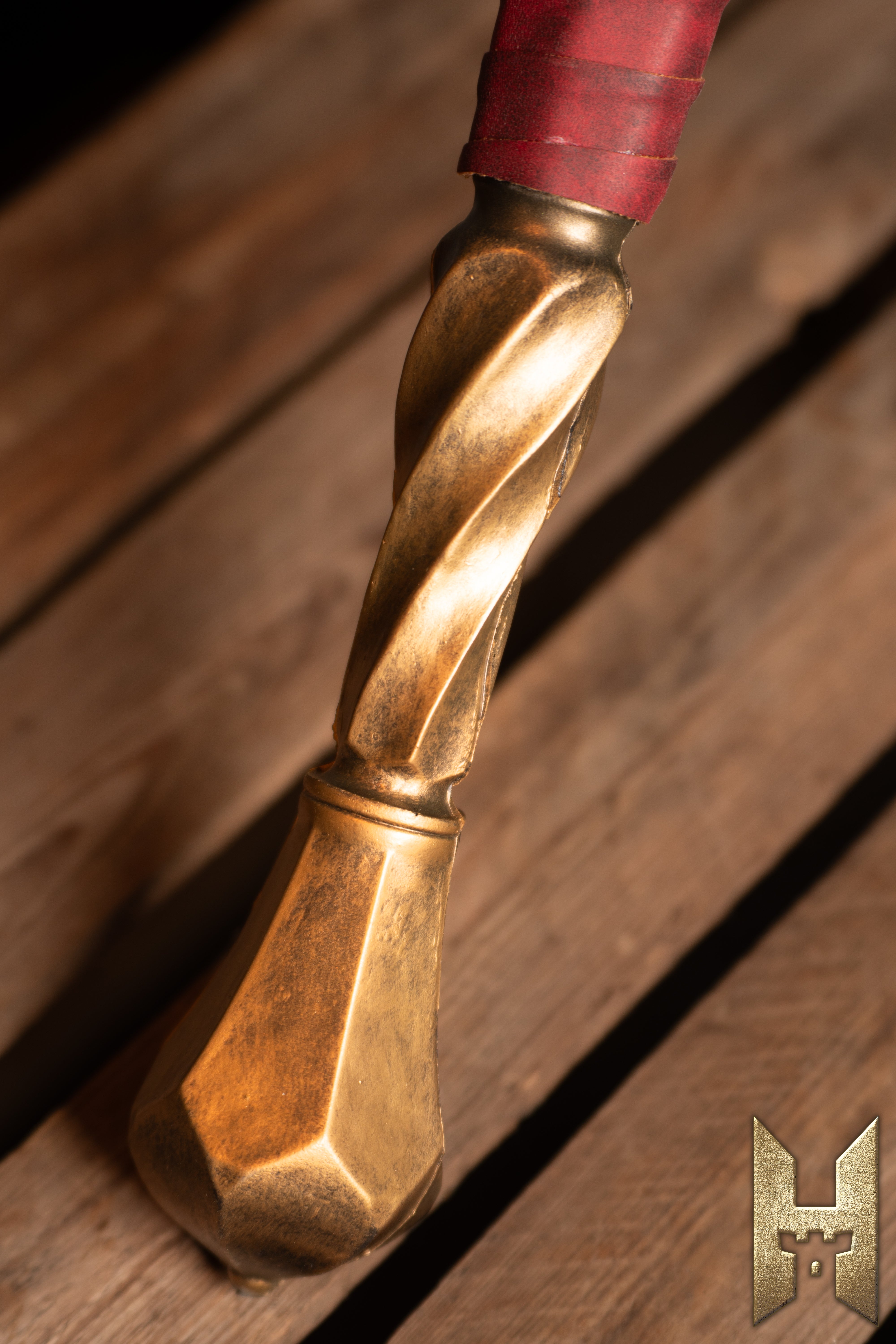 32760250 04%20Imperial%20Sword%20 %20Gold%20Steel%20 %20102Cm