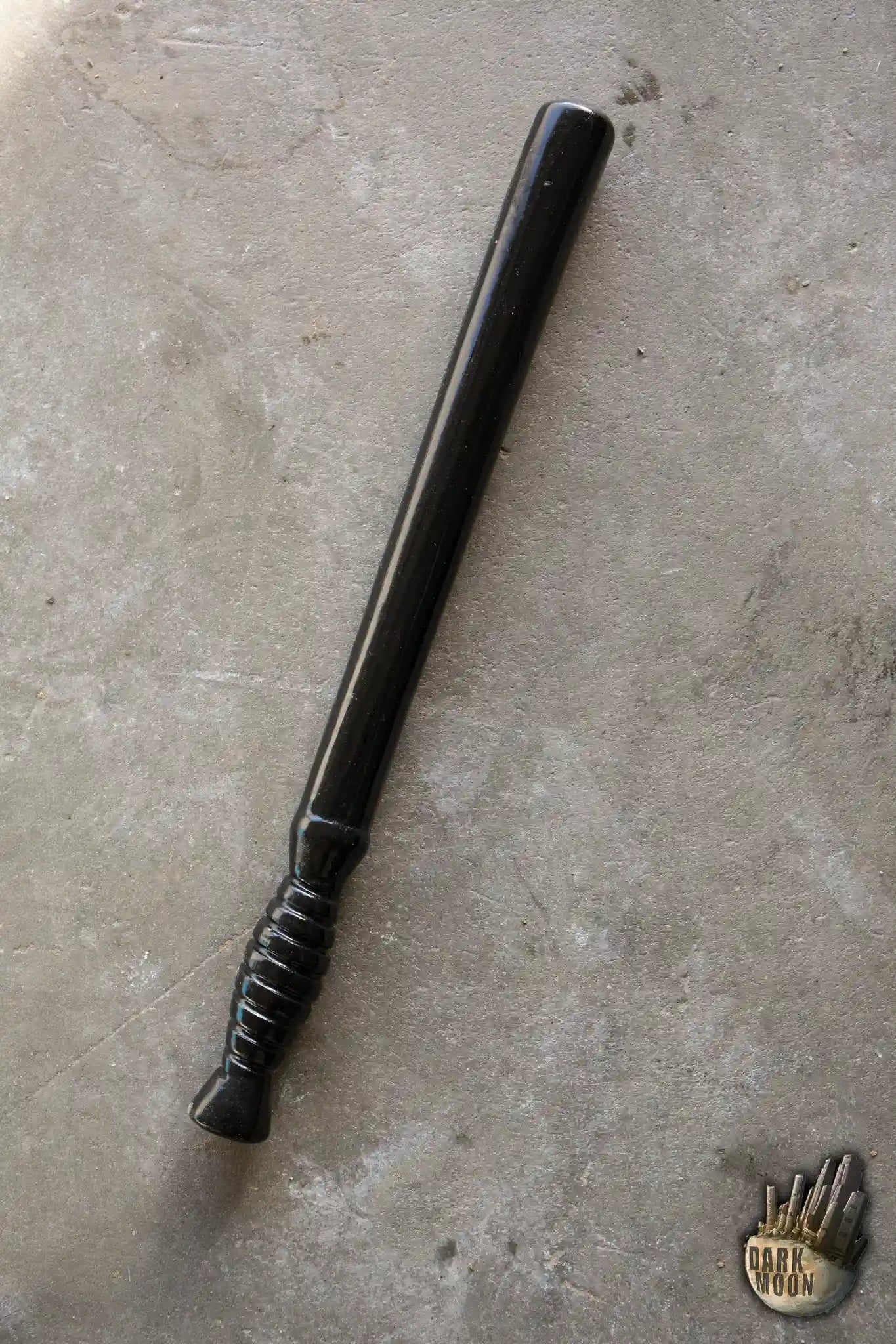 Baton Epic Armoury’s Baton, a modern club featuring a spiral handle and designed for a firm grip.