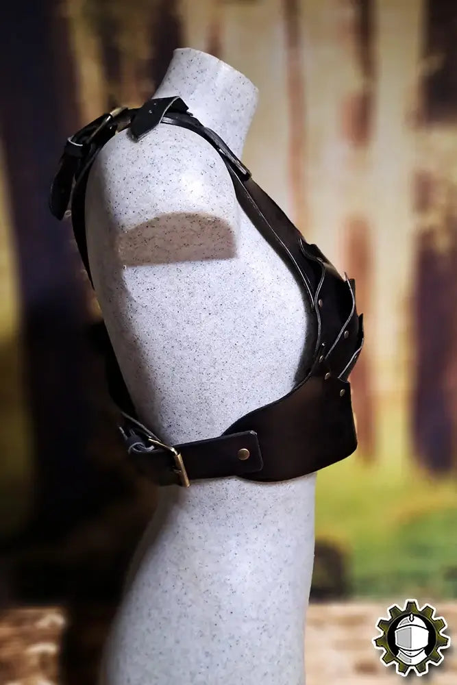 Harness Naevia Right (Fighter)