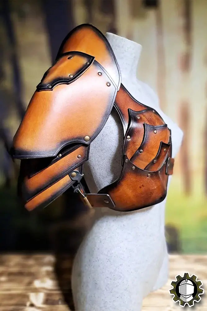 Harness Naevia Right (Fighter)