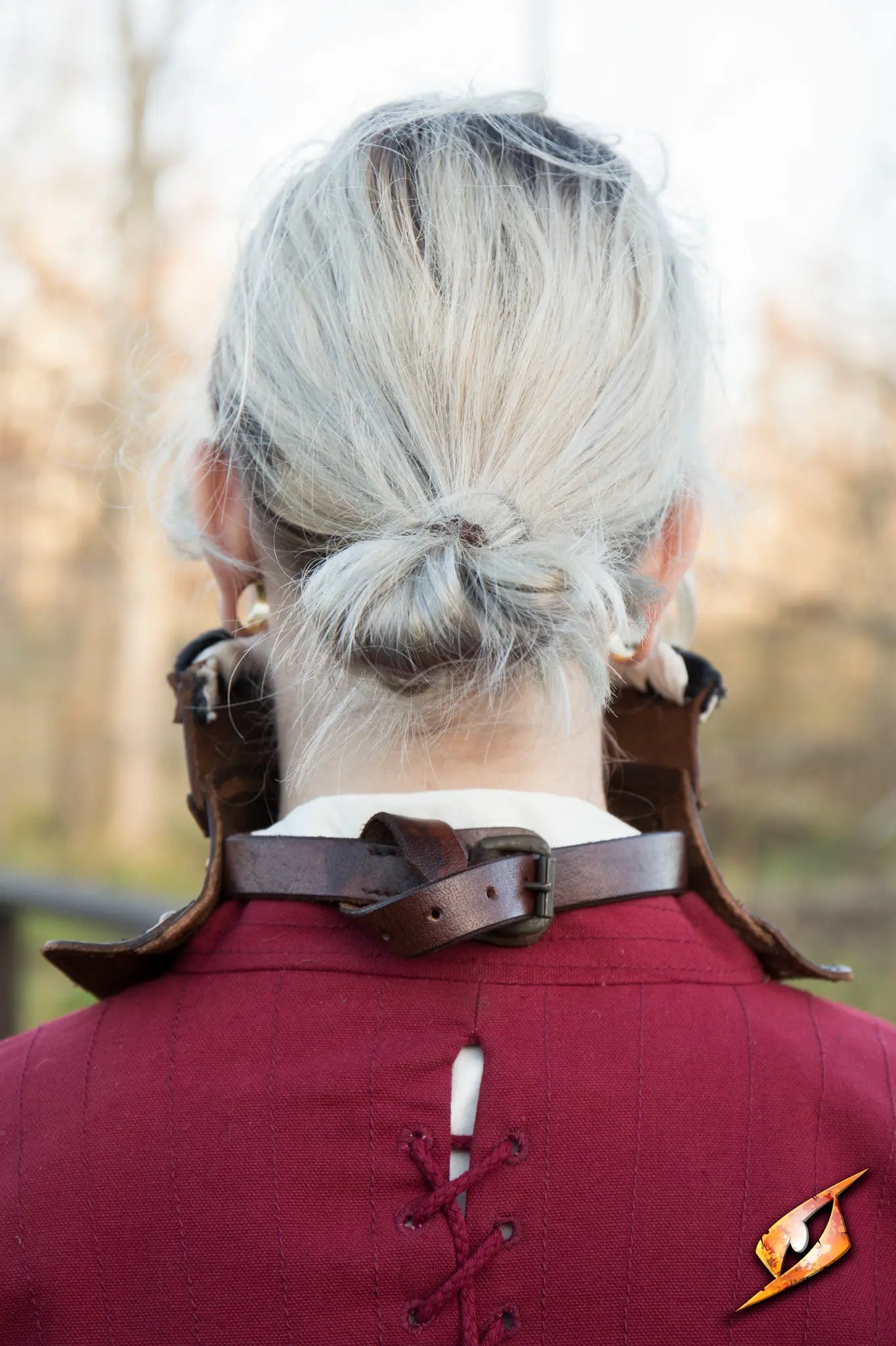Noble Leather Bevor