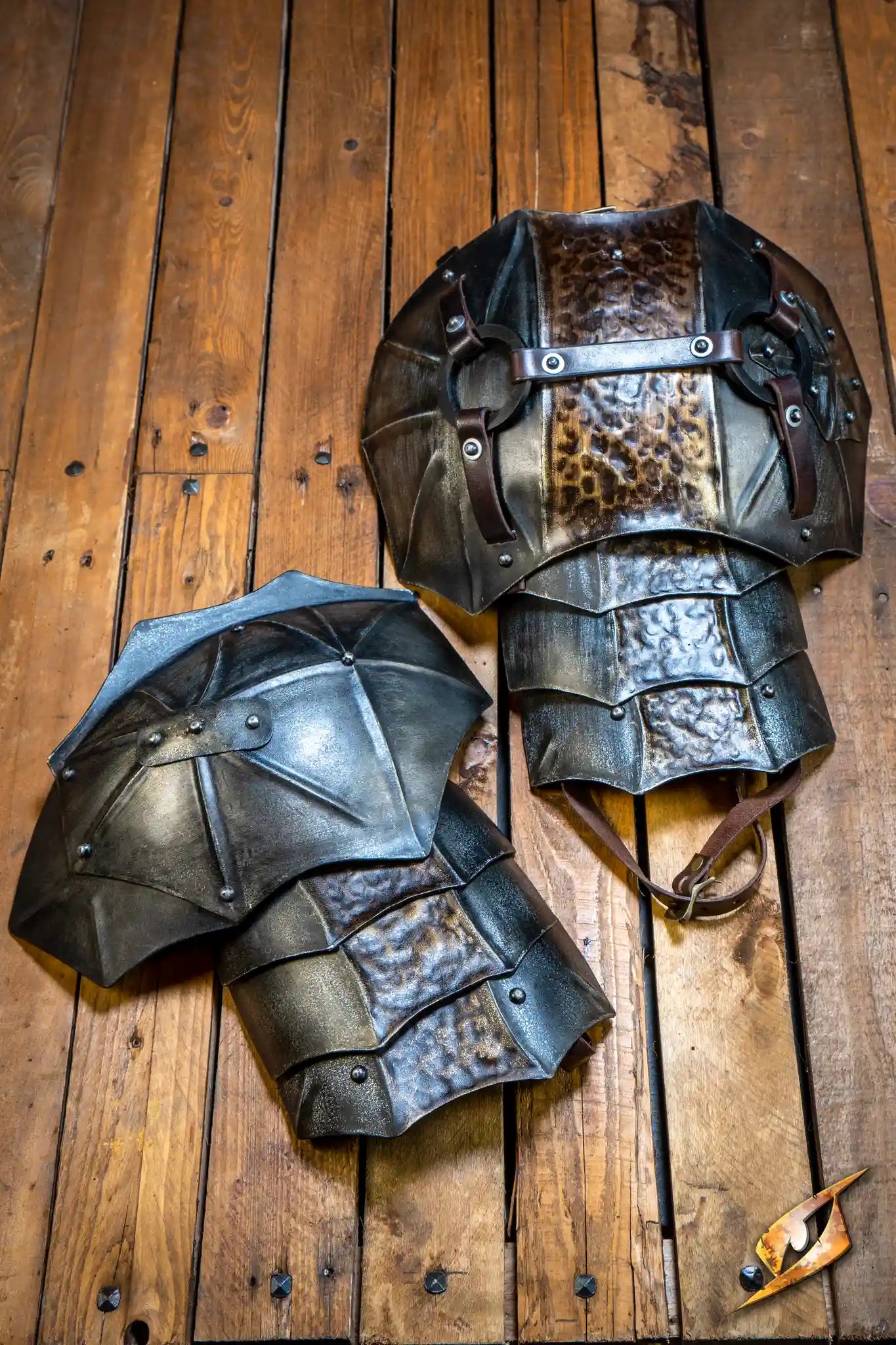 Raider Shoulders