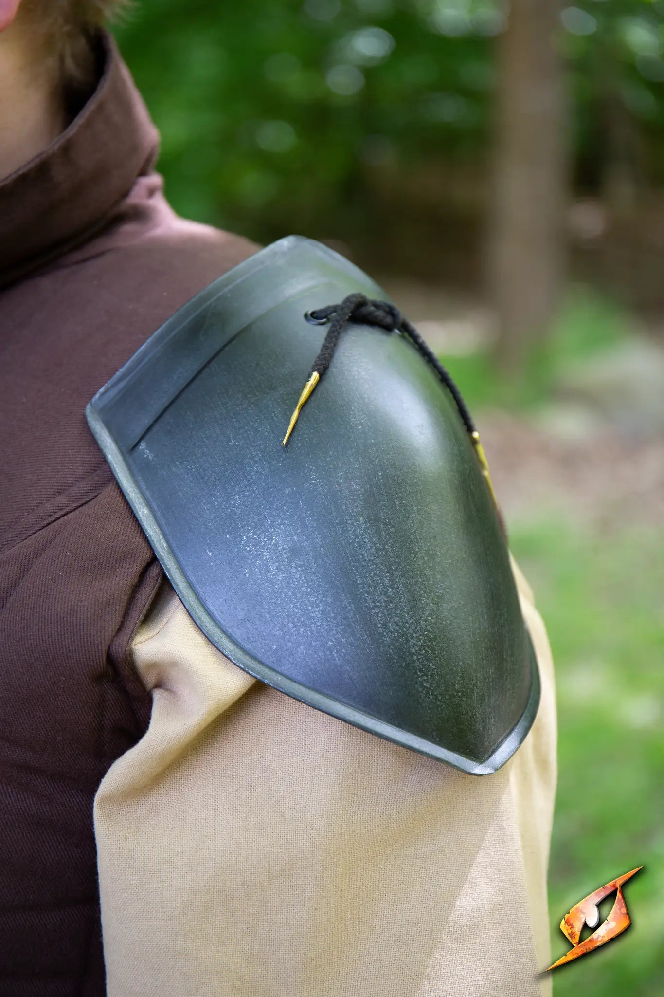 Scout Shoulder Plates
