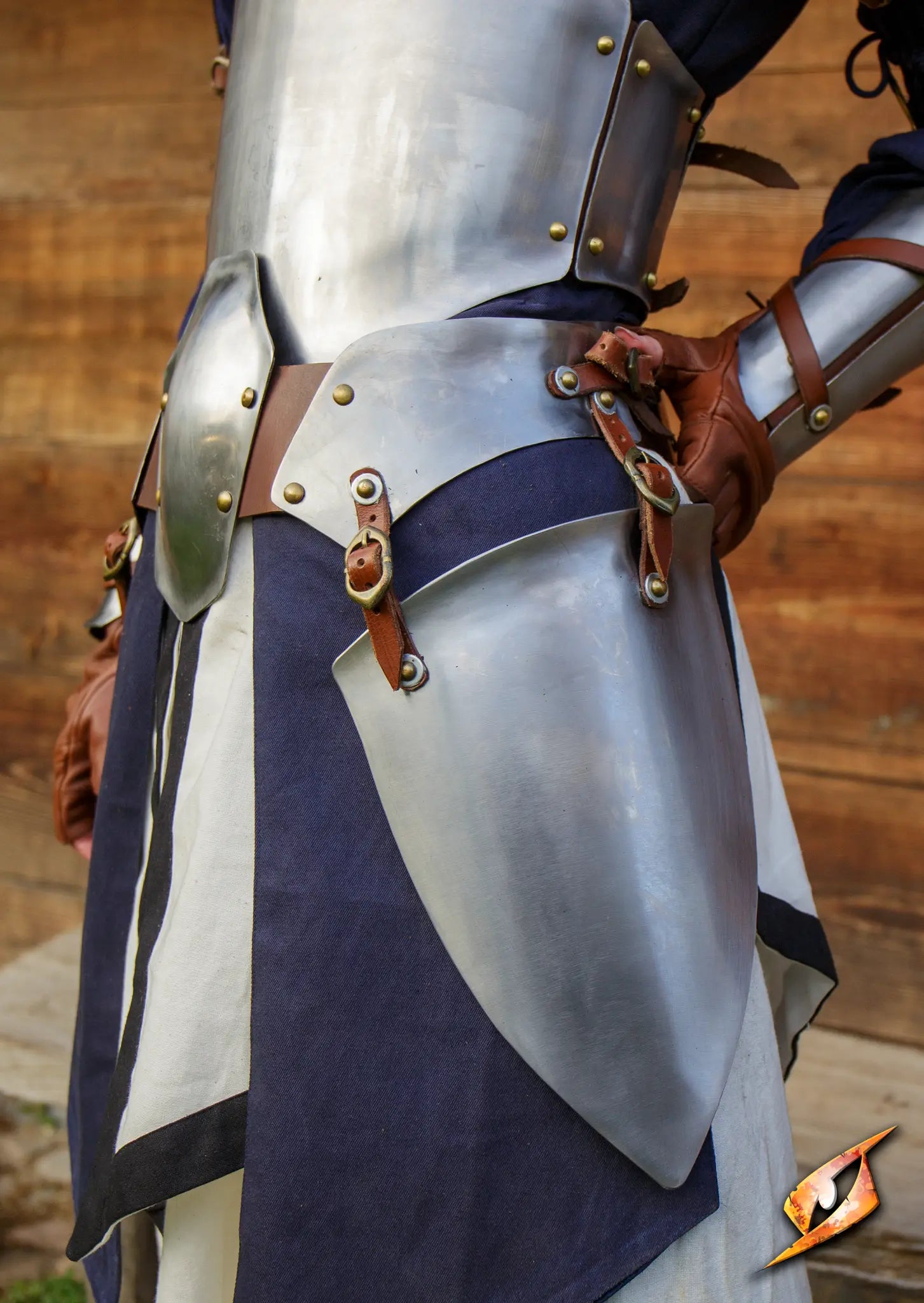 Renegade Complete Armour Set - Feminine