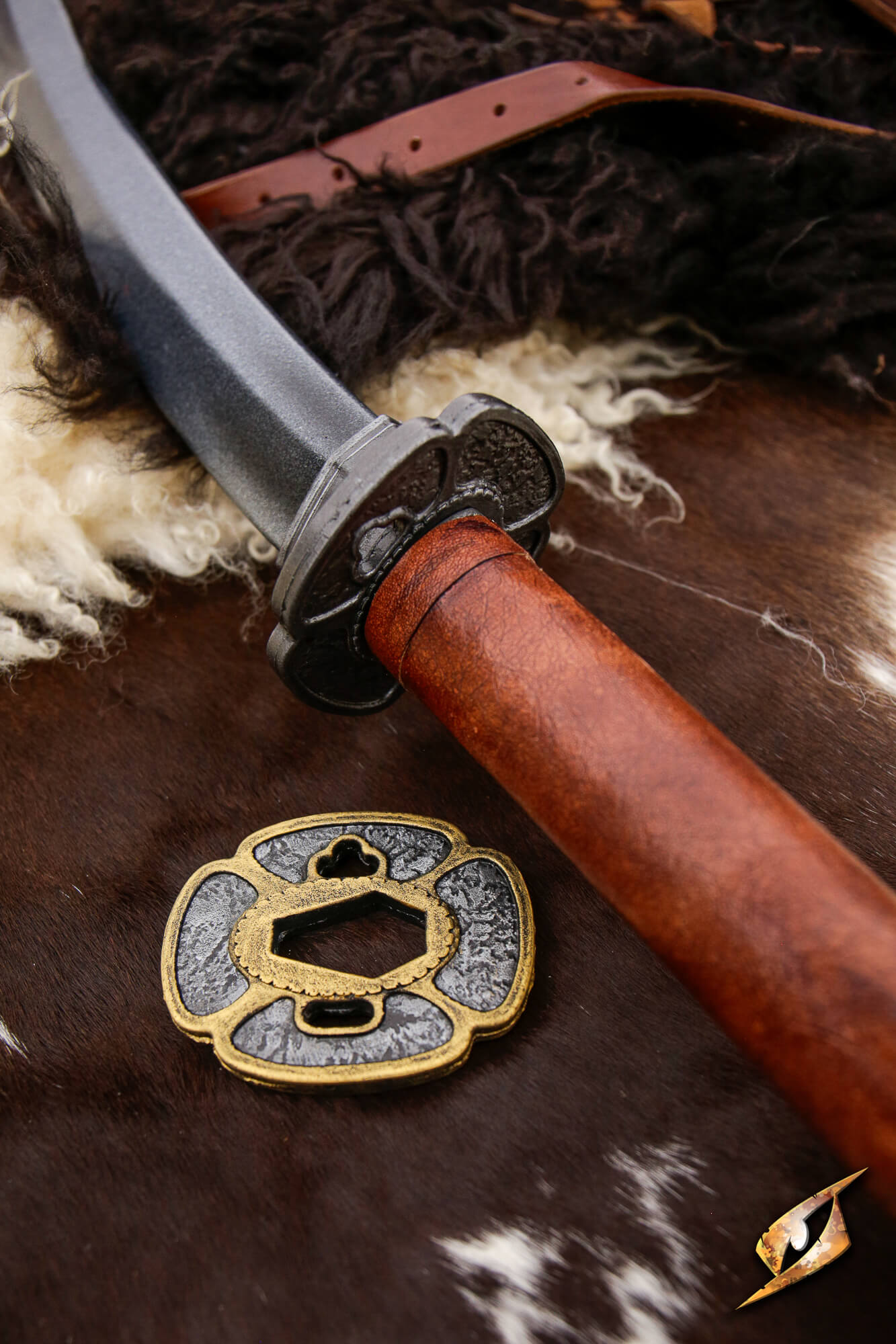 Naginata compact